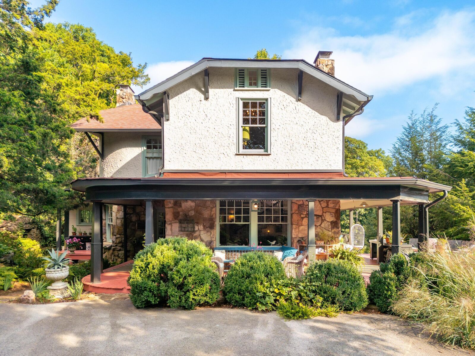Property Photo: 2815 Military Road TN 37409