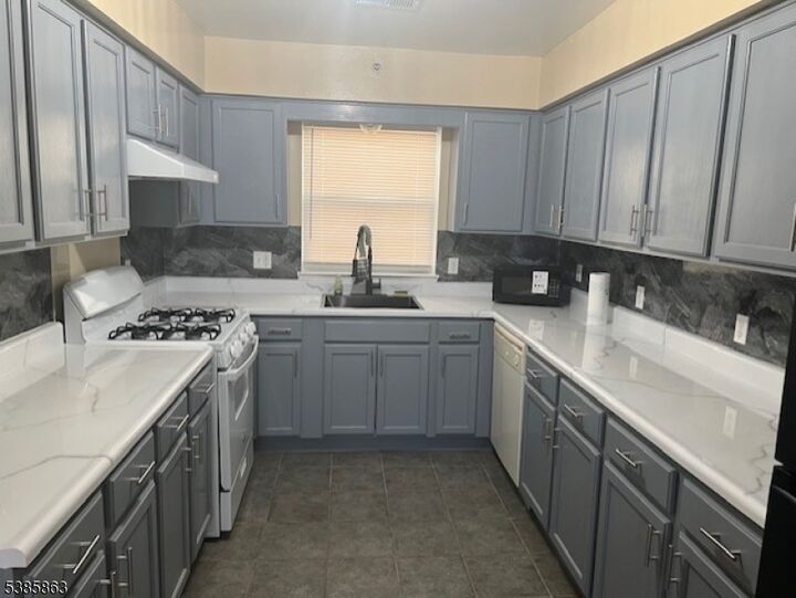 Property Photo:  45 2nd  St.  NJ 07104 