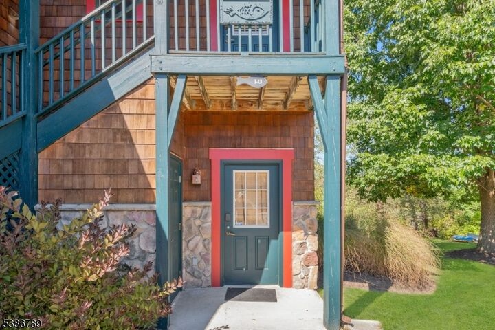 Property Photo:  1 Maple Cres 13  NJ 07462 