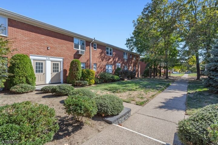 Property Photo:  50 Knox Ter  NJ 07470 