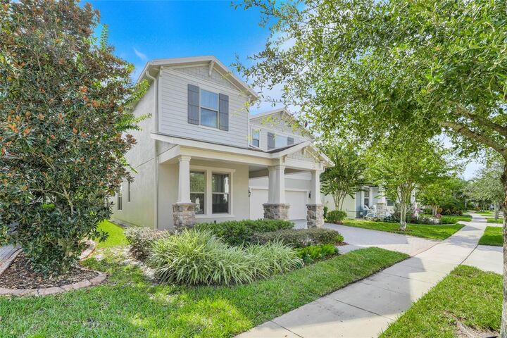 Property Photo: 8337 Vivaro Isle Way FL 34786