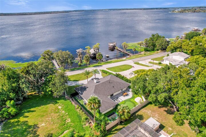 Property Photo:  238 E Lakeshore Drive  FL 34711 