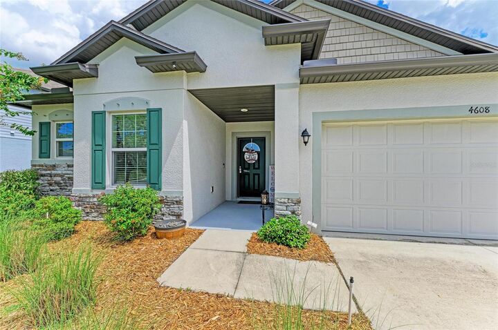Property Photo:  4608 Windy Hammock Way  FL 34221 