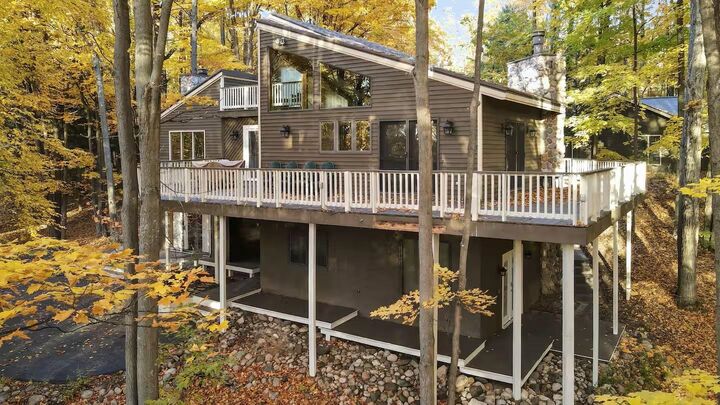 Property Photo: 6211 Eagles Nest Court MI 49615