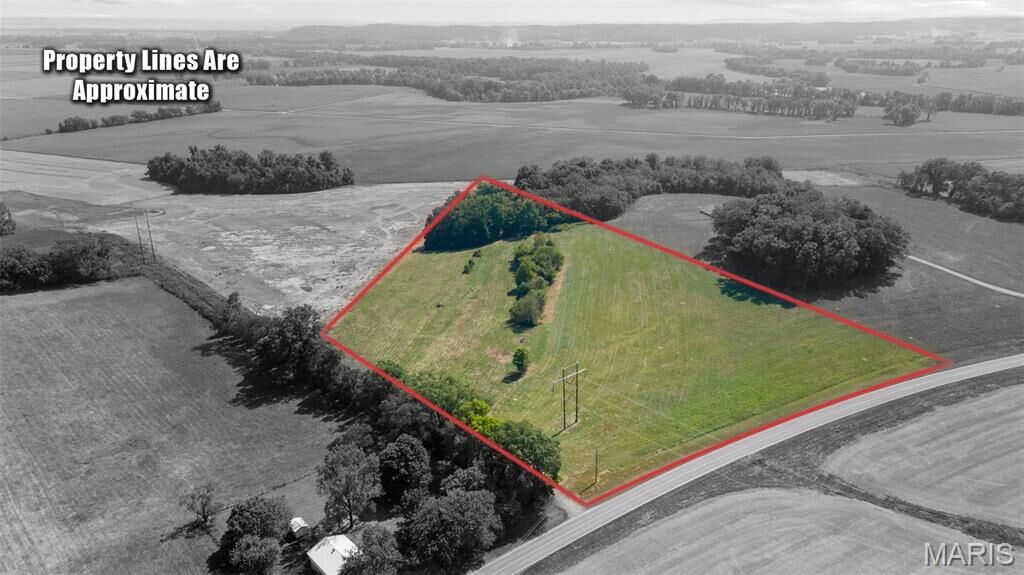 Property Photo: 8075 State Highway A MO 63785
