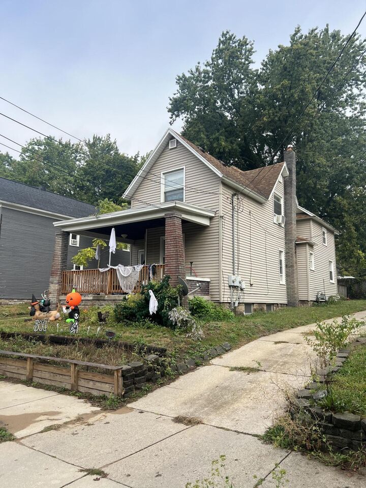 Property Photo:  443 Quimby Street NE  MI 49505 
