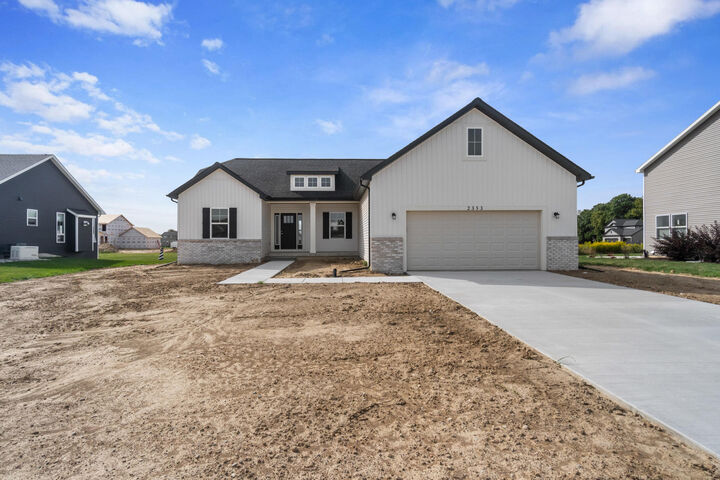 Property Photo:  22 Pinewood  MI 49240 