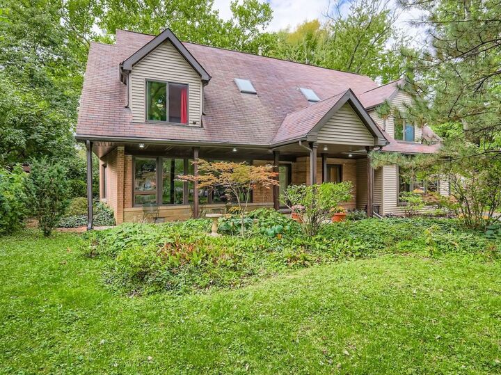 1450 S Stewart Avenue  Lombard IL 60148 photo