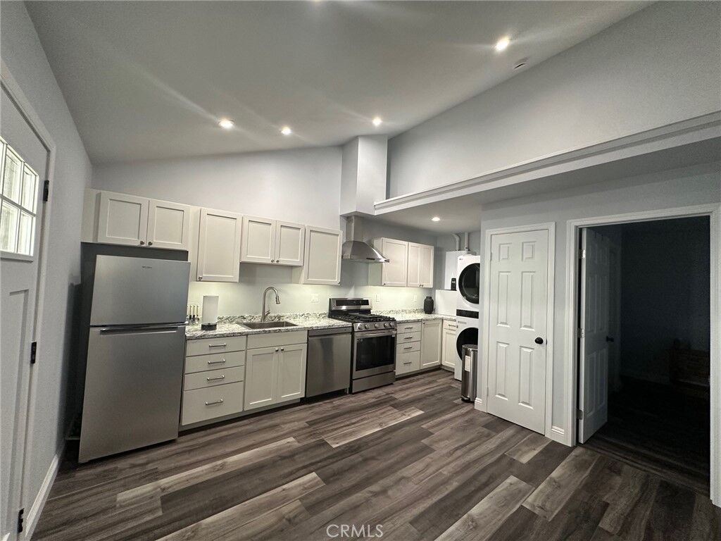 Property Photo:  30690 Lakefront Drive A  CA 91301 