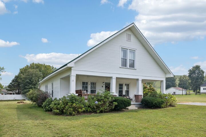 Property Photo:  6 Teal Hollow Rd  TN 37348 