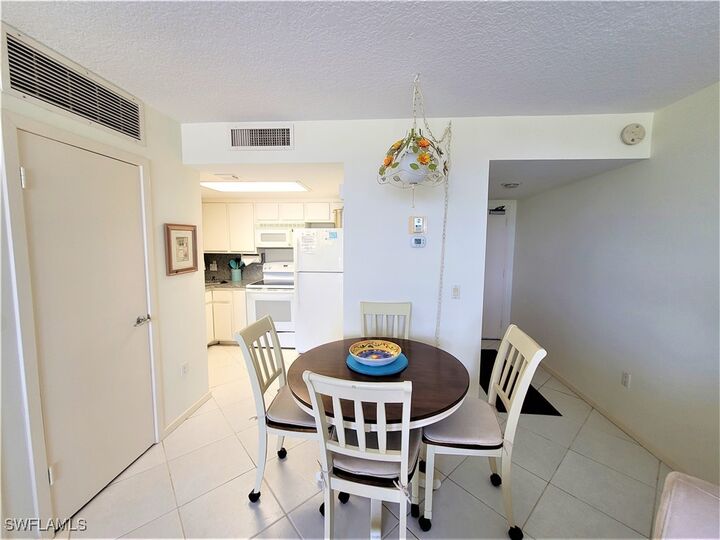 Property Photo:  180 Seaview Court 714  FL 34145 
