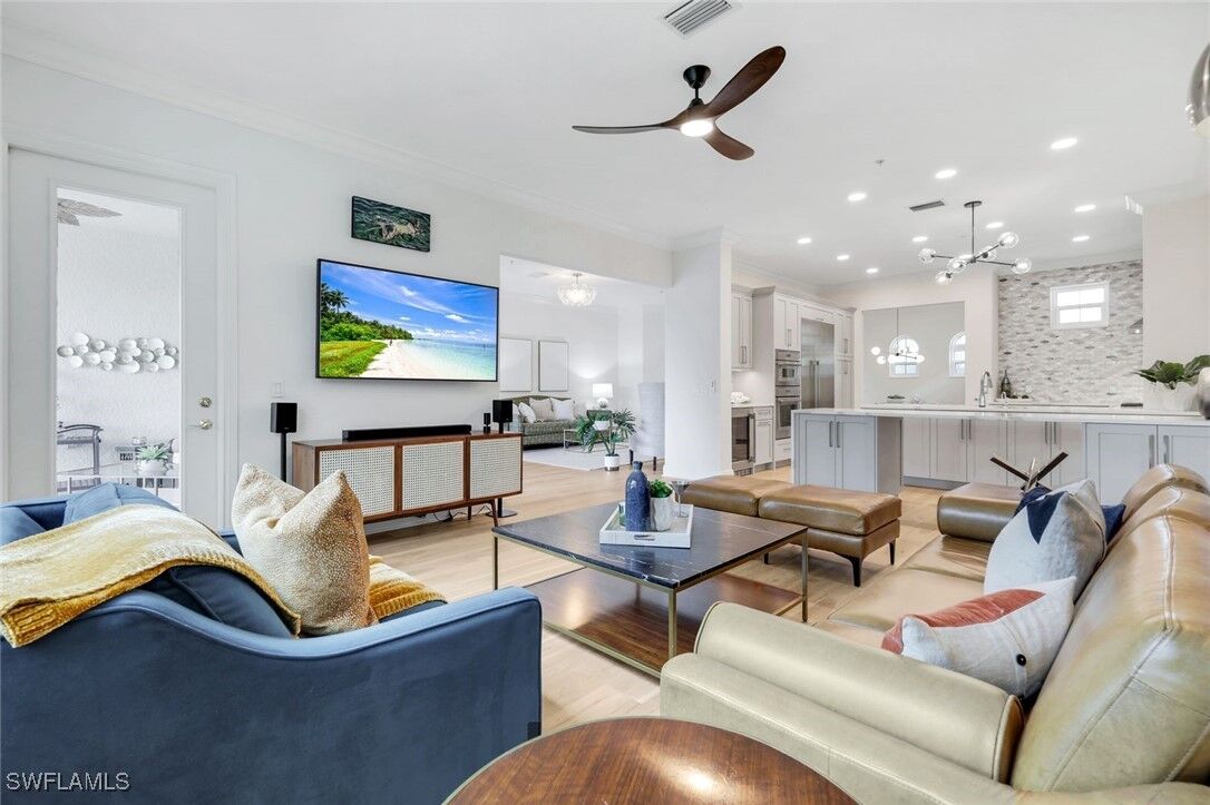 Property Photo: 9242 Tesoro Lane 1-203 FL 34114