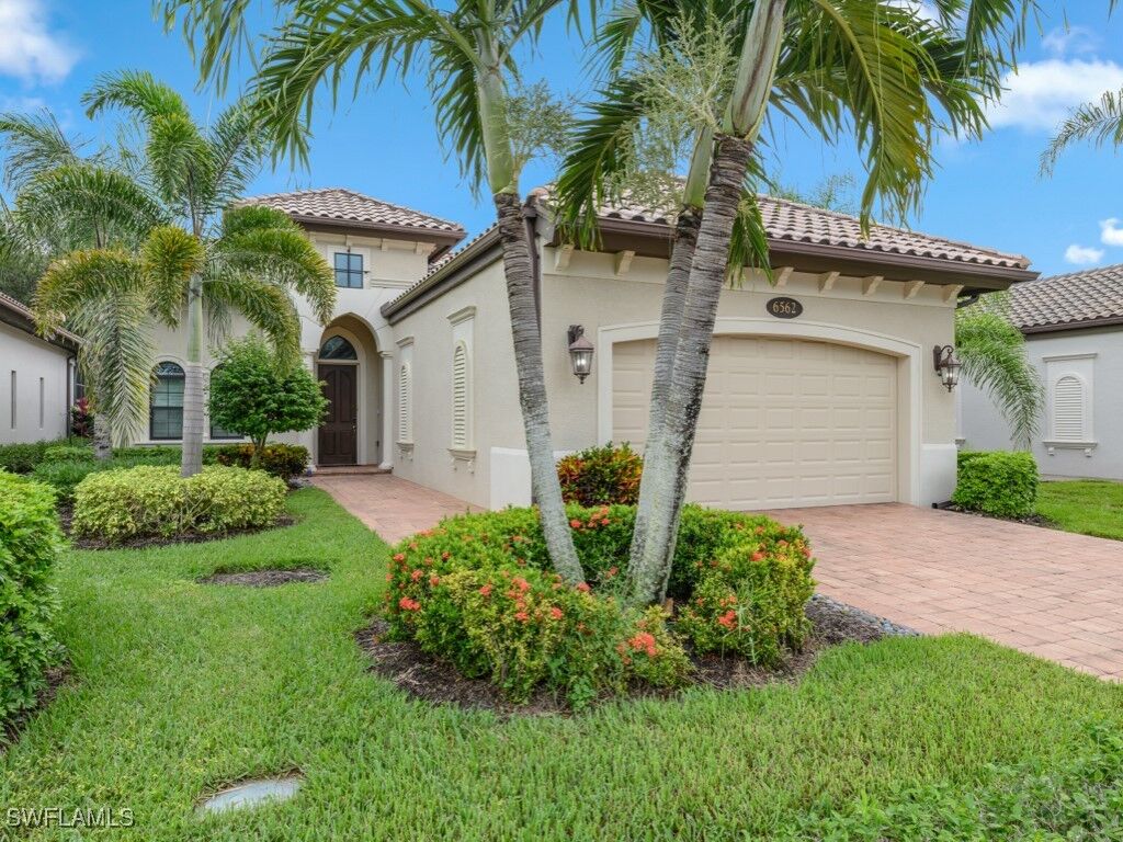 Property Photo:  6562 Amarone Lane  FL 34113 