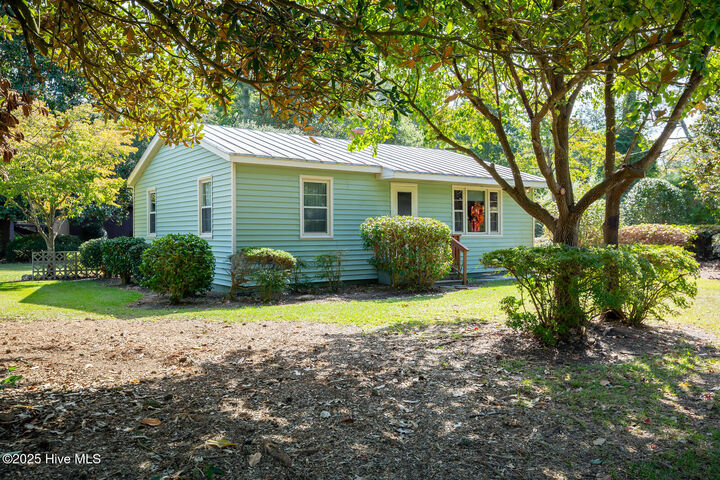 Property Photo: 820 Antioch Road NC 28560