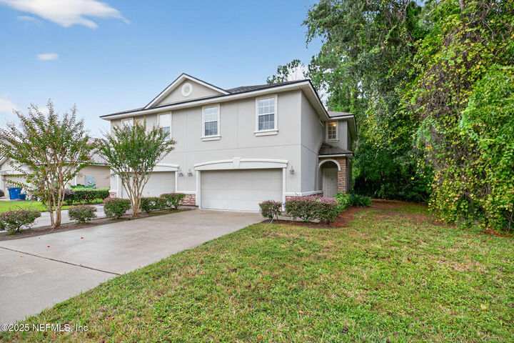 Property Photo: 12230 Caney Marsh Court FL 32218