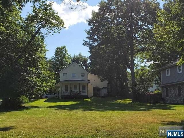Property Photo:  52 Birch Street  NJ 07432 