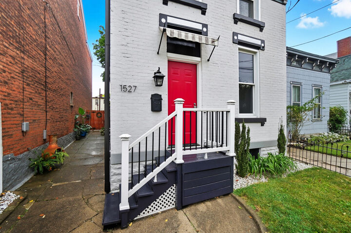 Property Photo:  1527 Holman Street  KY 41011 