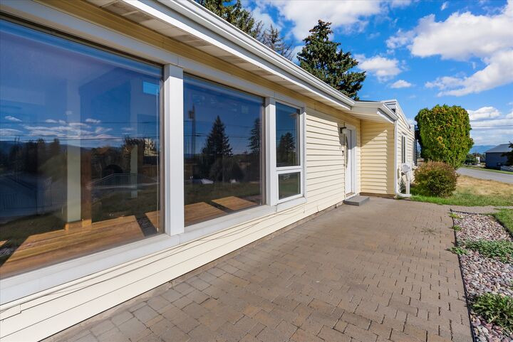 Property Photo:  417 W Arizona Street  MT 59901