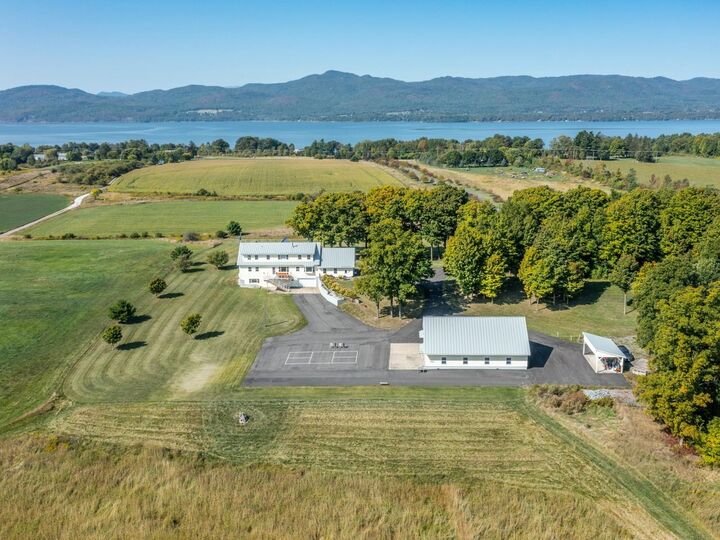 Property Photo:  2493 Lake Street  VT 05491 
