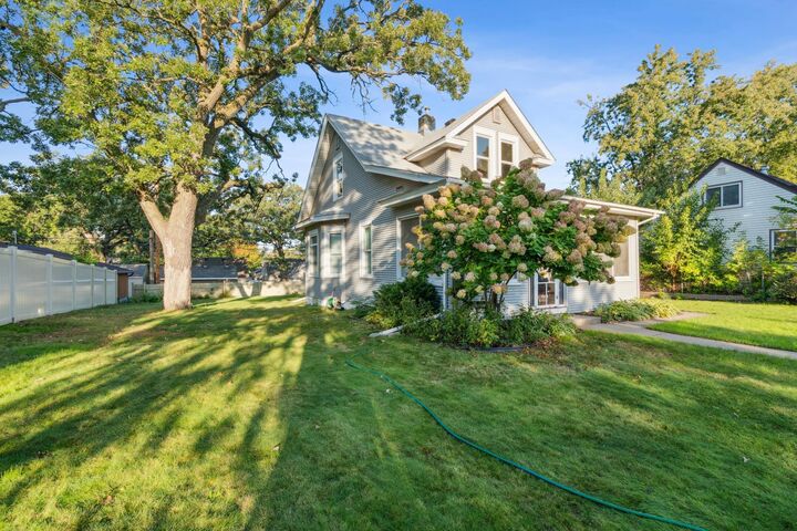 Property Photo:  4438 6th Street NE  MN 55421 
