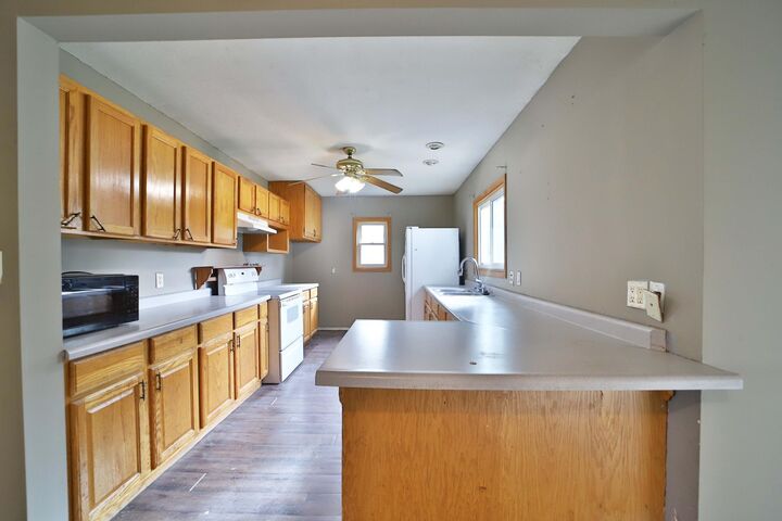 Property Photo: 225 E Centre Street MN 56373