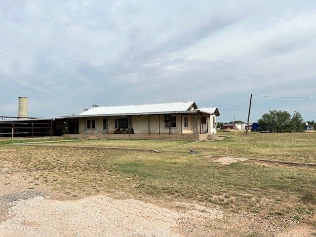 Property Photo: 3233 Hwy 350 TX 79549