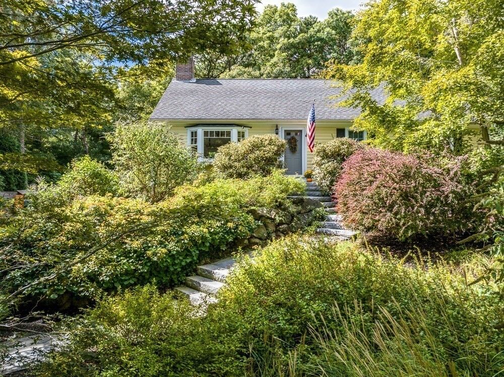 Property Photo:  15 Trudy Cir  MA 02660 