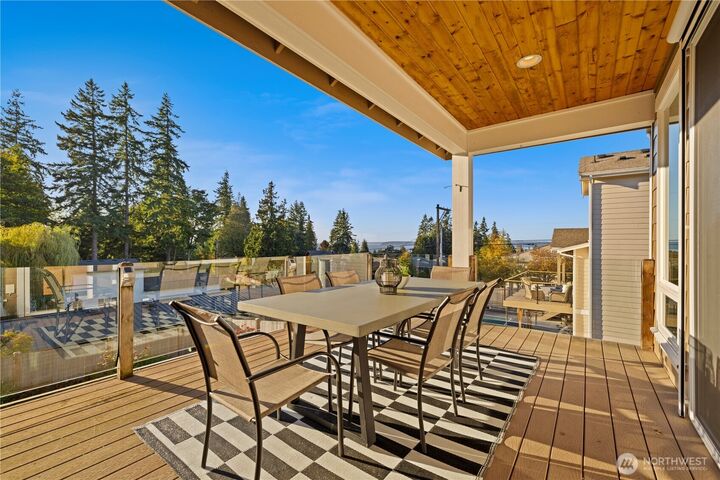 Property Photo:  8508  184th Street SW  WA 98026 