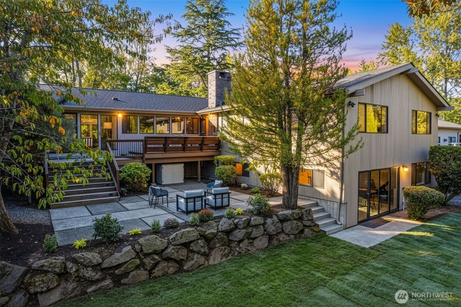 Property Photo:  6667 NE Windermere Road  WA 98115 