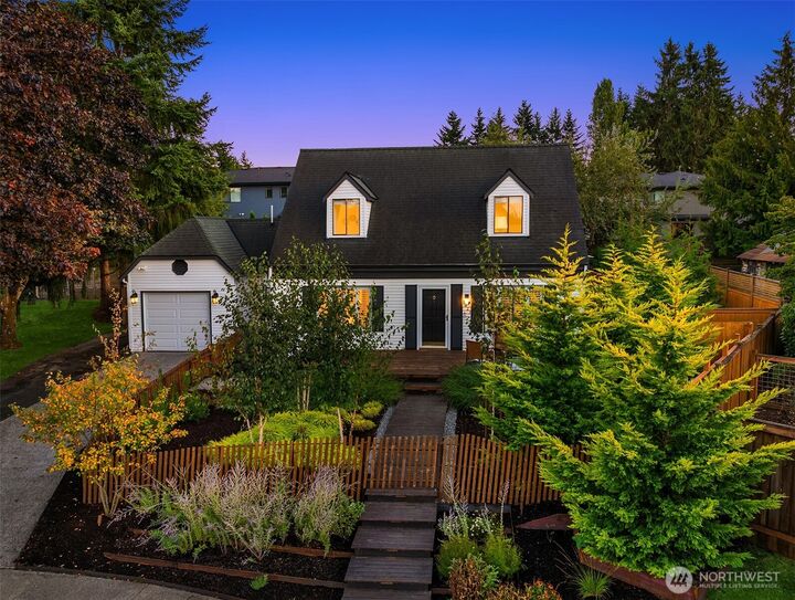 8423 NE 131st Place  Kirkland WA 98034 photo