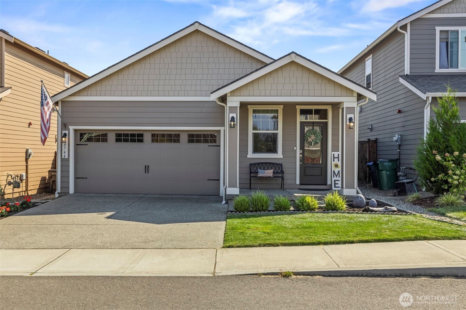 Property Photo:  4744  Deadwood Street  WA 98312 