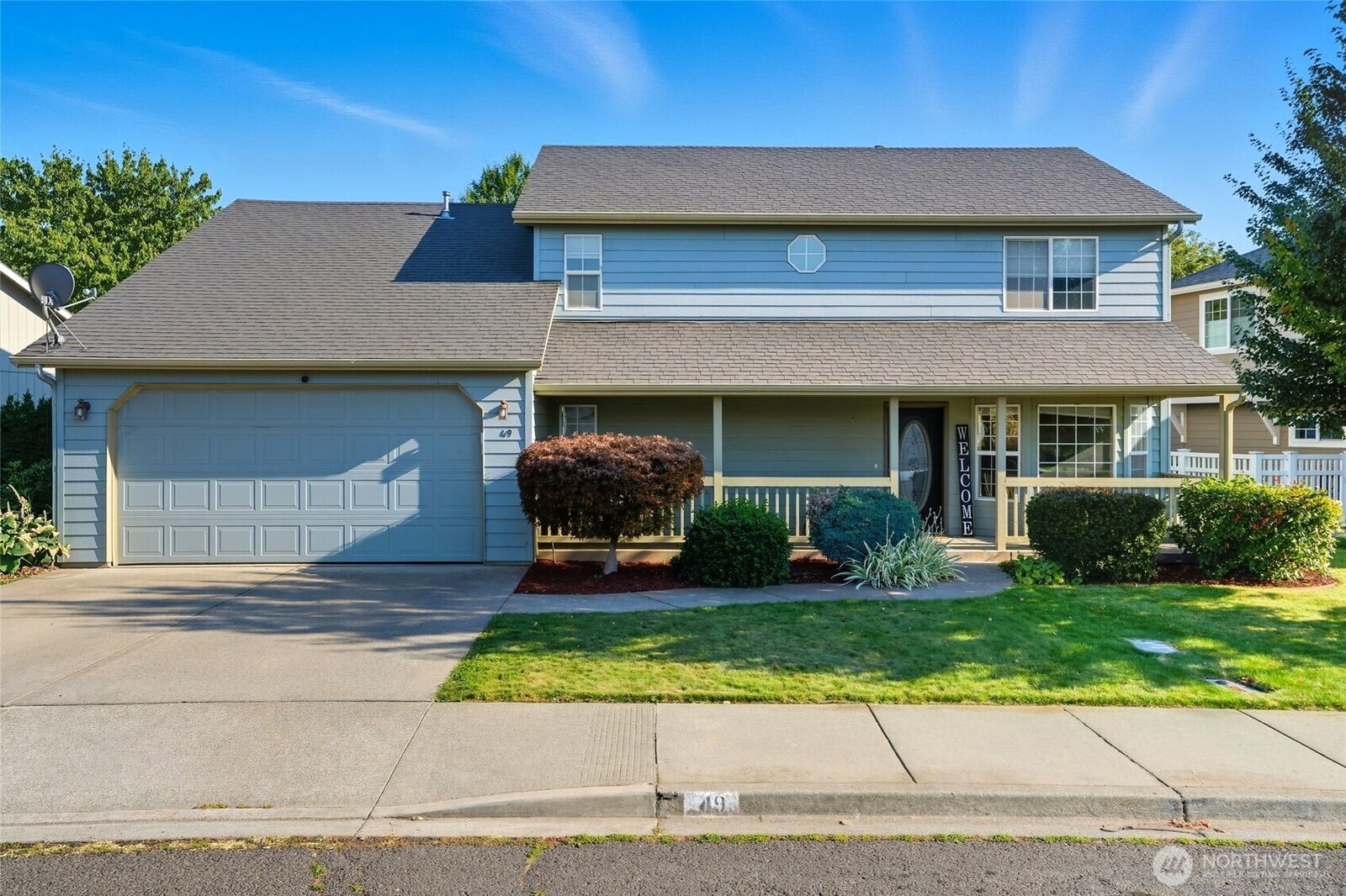 Property Photo:  49  Talon Loop  WA 99362 