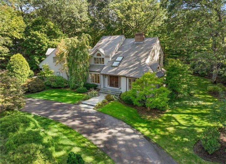 25 Suffolk Way  Lincoln RI 02865 photo