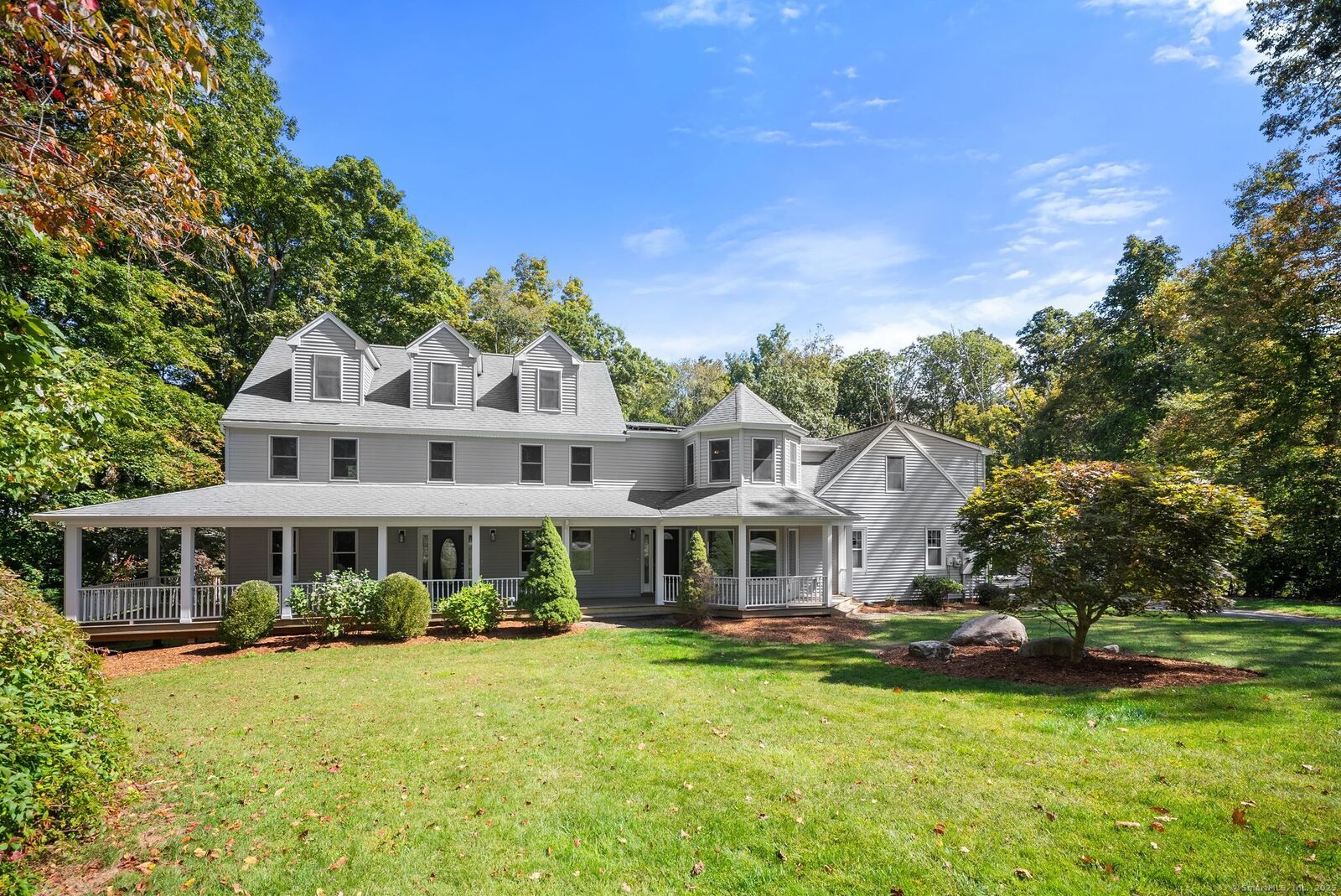 Property Photo:  82 South Stonybrook Drive  CT 06447 