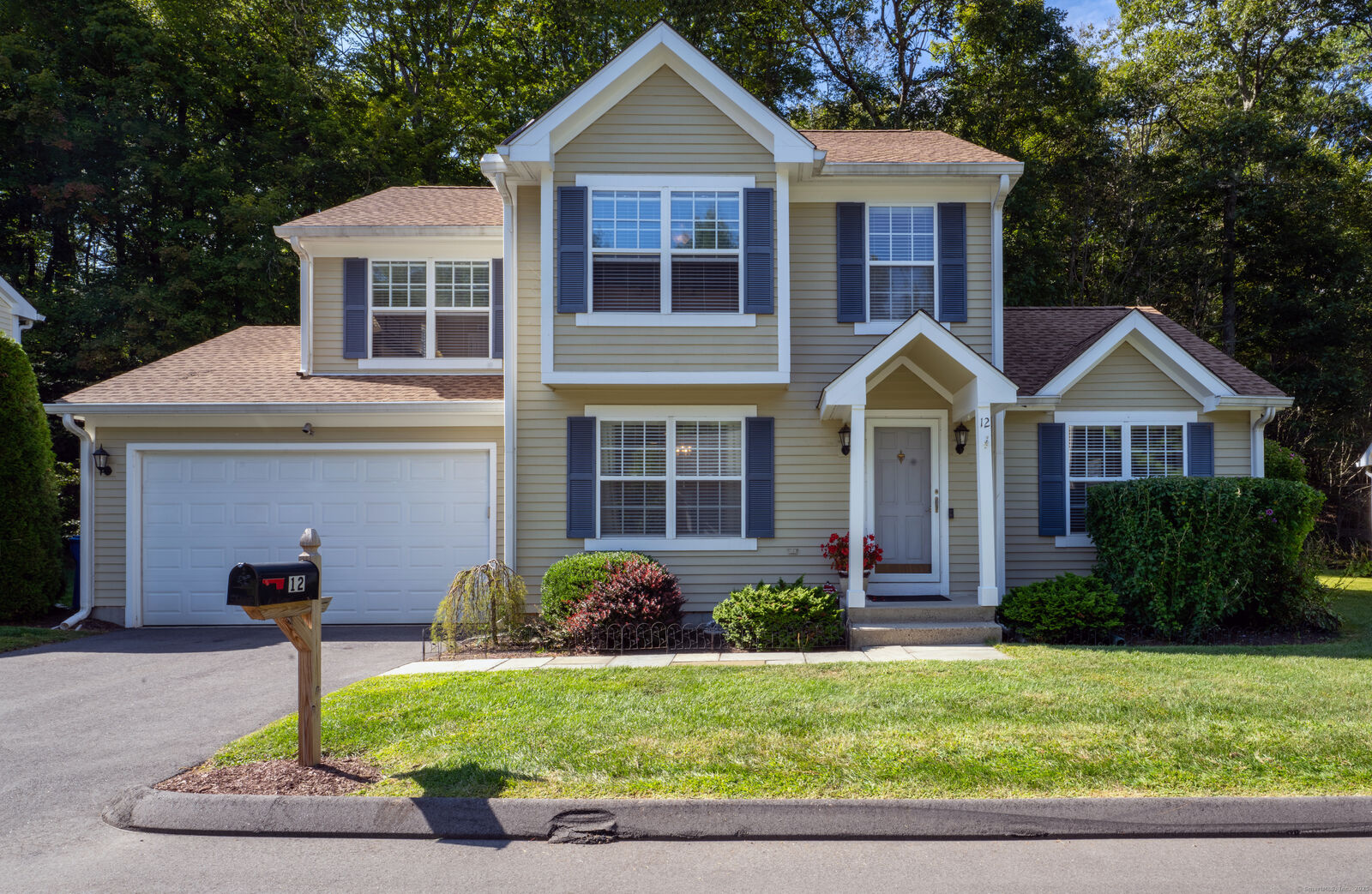 Property Photo:  12 Echo Pond Road 12  CT 06468 