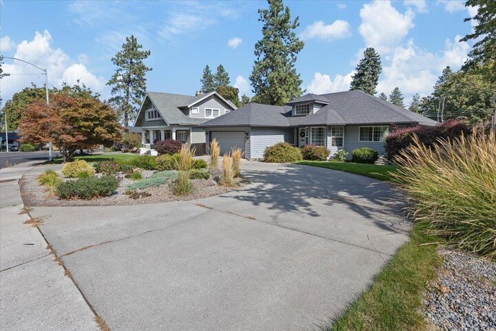 Property Photo:  1223 S Grove St  WA 99204 