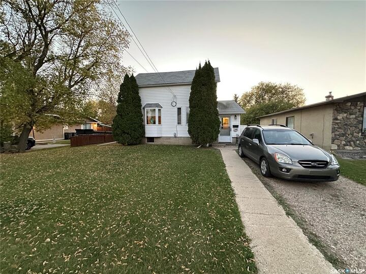 Property Photo:  408 5th Avenue  SK S0K 3R0