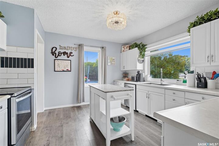300 3rd Street W  Delisle SK S0L 0P0 photo