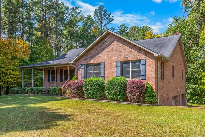 Property Photo: 7150 Belews Run Road NC 27052