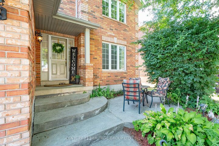Photo de la propriété:  214 Melbourne Drive  ON L3Z 2Y8 