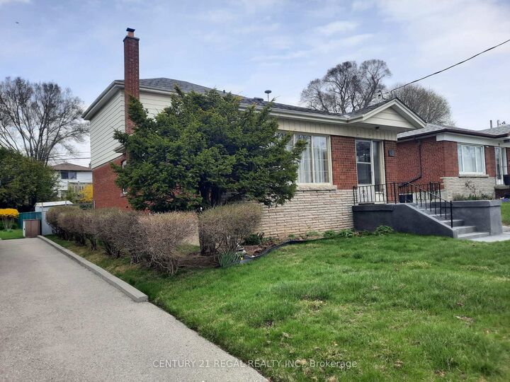 Property Photo:  68 Blakemanor Boulevard  ON M1J 2W5 