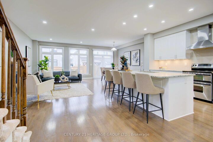 Property Photo:  872 Stonewalk Drive  ON K7K 0H2 