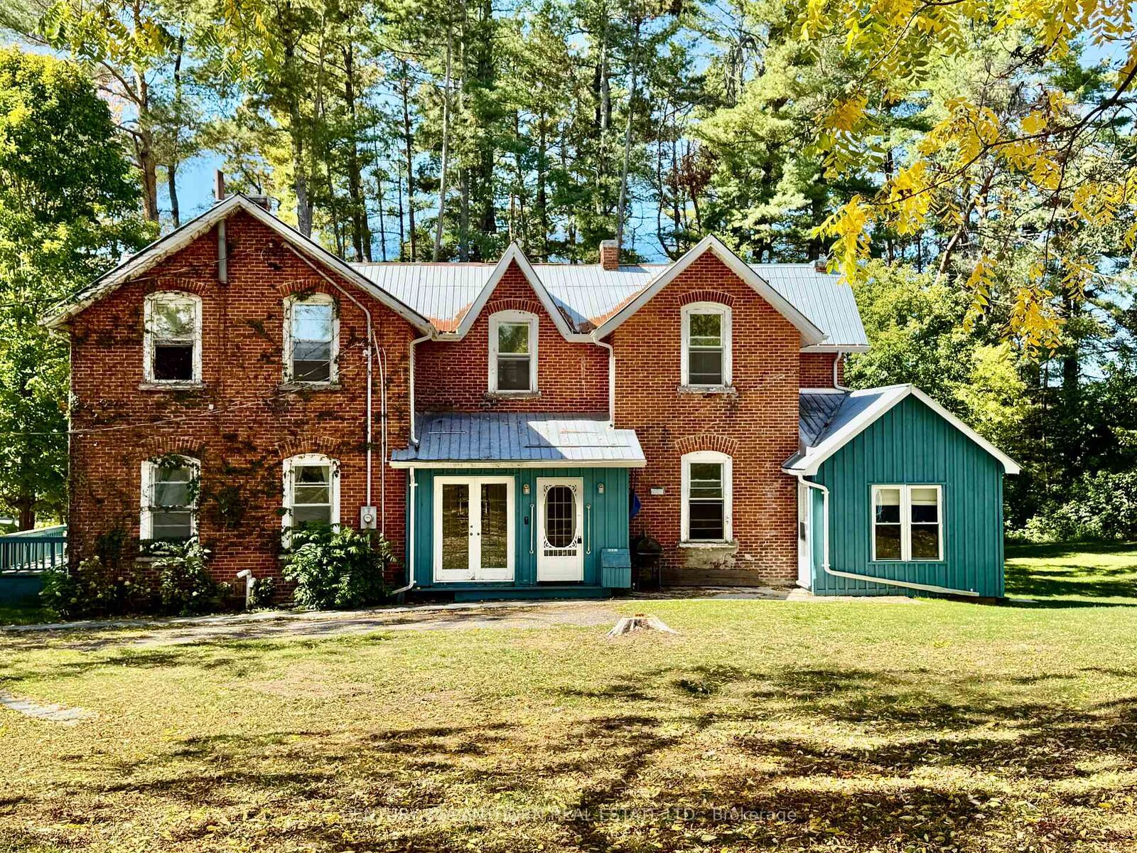 Property Photo:  1748 Queensborough Road  ON K0K 3J0 