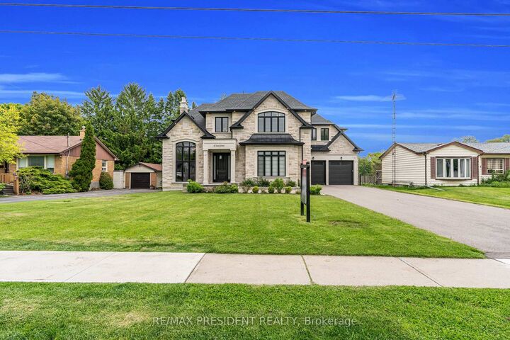 67 Scott Street  Whitby ON L1N 3L2 photo