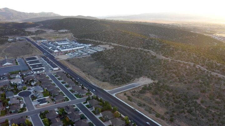 Property Photo: 360 S Cross Hollow Rd UT 84720