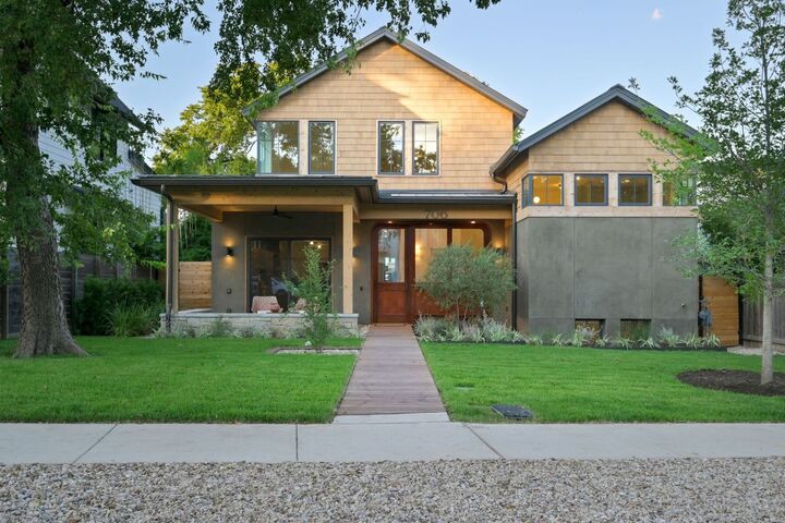 706 W Johanna Street  Austin TX 78704 photo