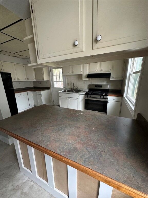 Property Photo:  1112 Oak Street B  NY 14901 