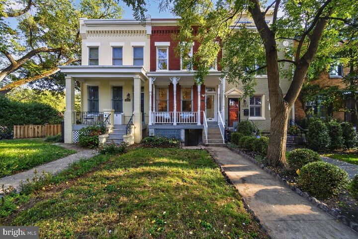 Property Photo:  1327 South Carolina Avenue SE  DC 20003 