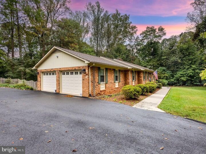 Property Photo:  8126 Blandsford Drive  VA 20111 