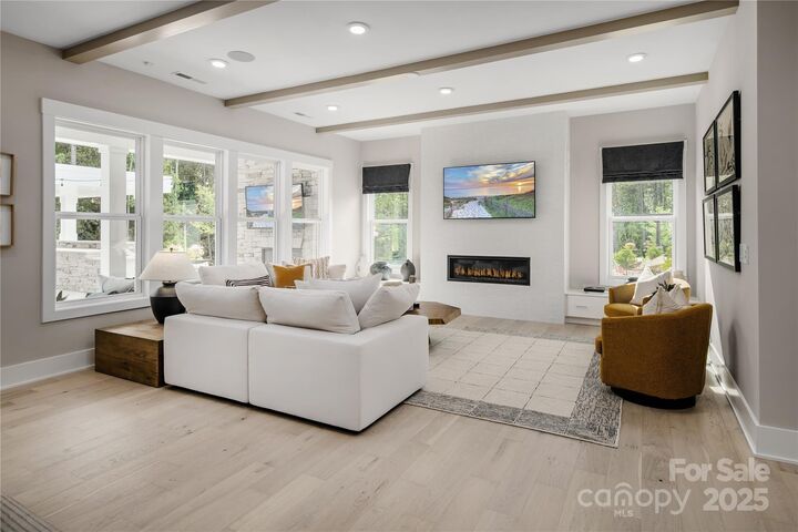 Property Photo: 4151 Eastover Glen Road 340 NC 28269